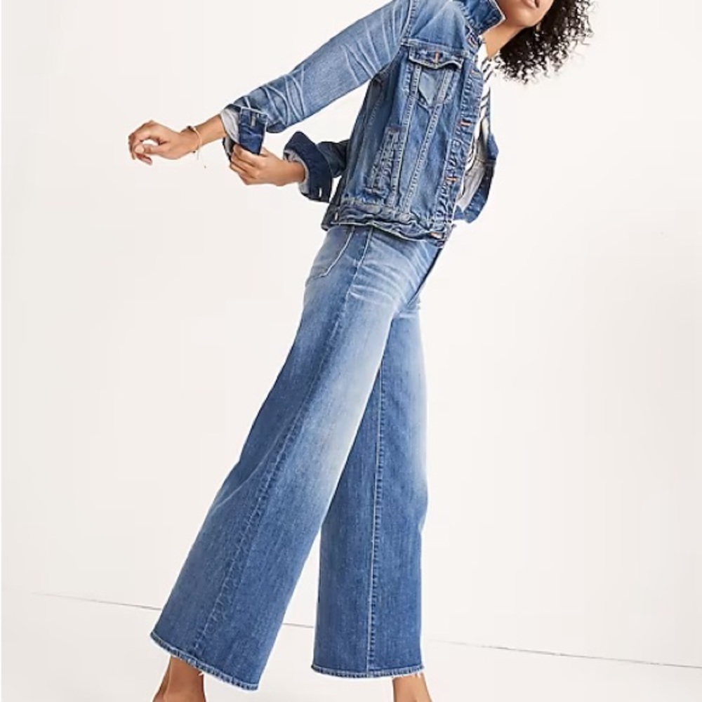 Madewell curvy slim wide leg crop jeans